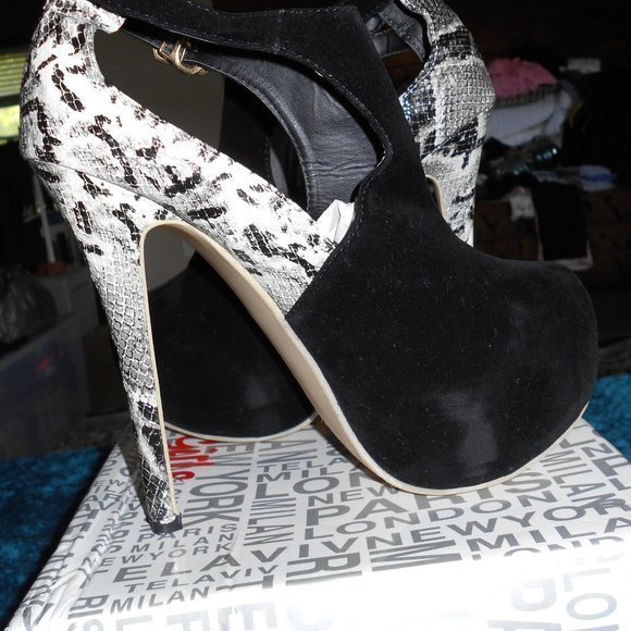 WOMEN'S‎ STILETTOS - Picture 2 of 13
